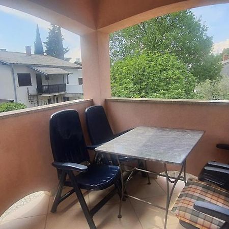 Apartments Ivanka G Малинска Экстерьер фото